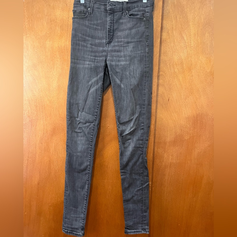 GAP True Skinny Super High Rise - 27 Tall